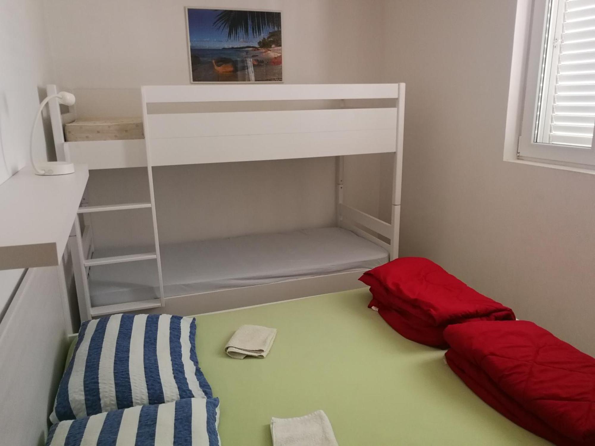 Žuljana Apartments Luna מראה חיצוני תמונה