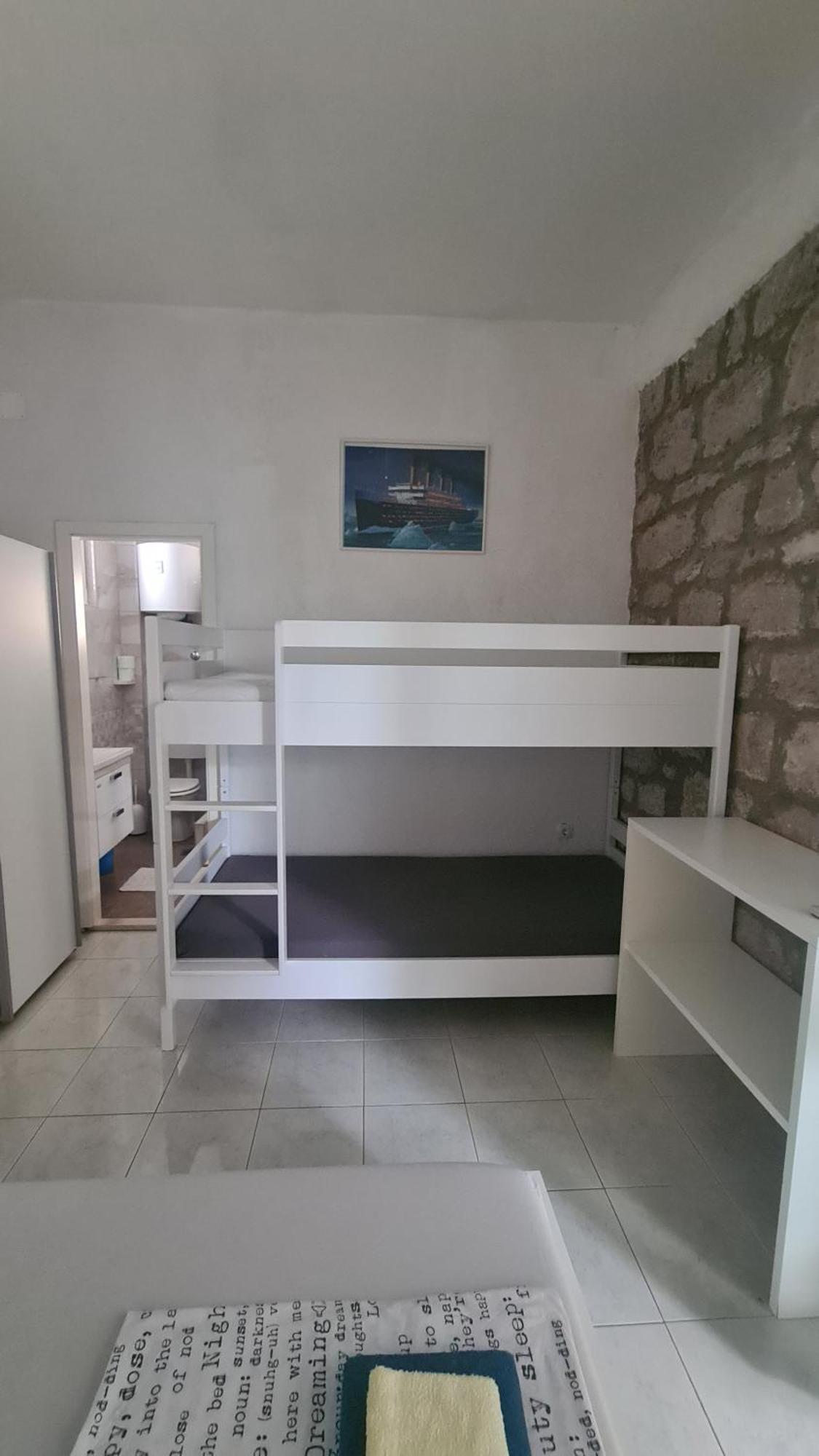Žuljana Apartments Luna מראה חיצוני תמונה